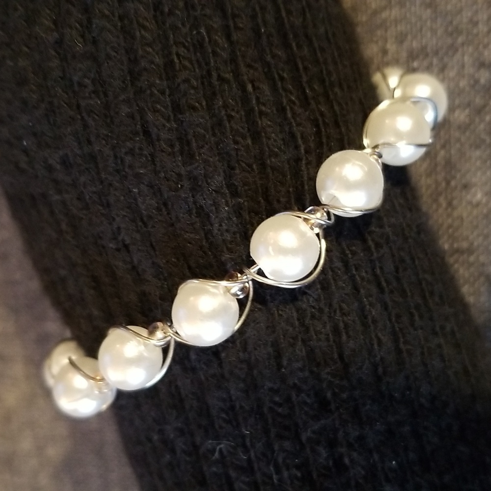 Pearl Wire Bangle Bracelet With Gold Bead Accents - Picture 4 of 10